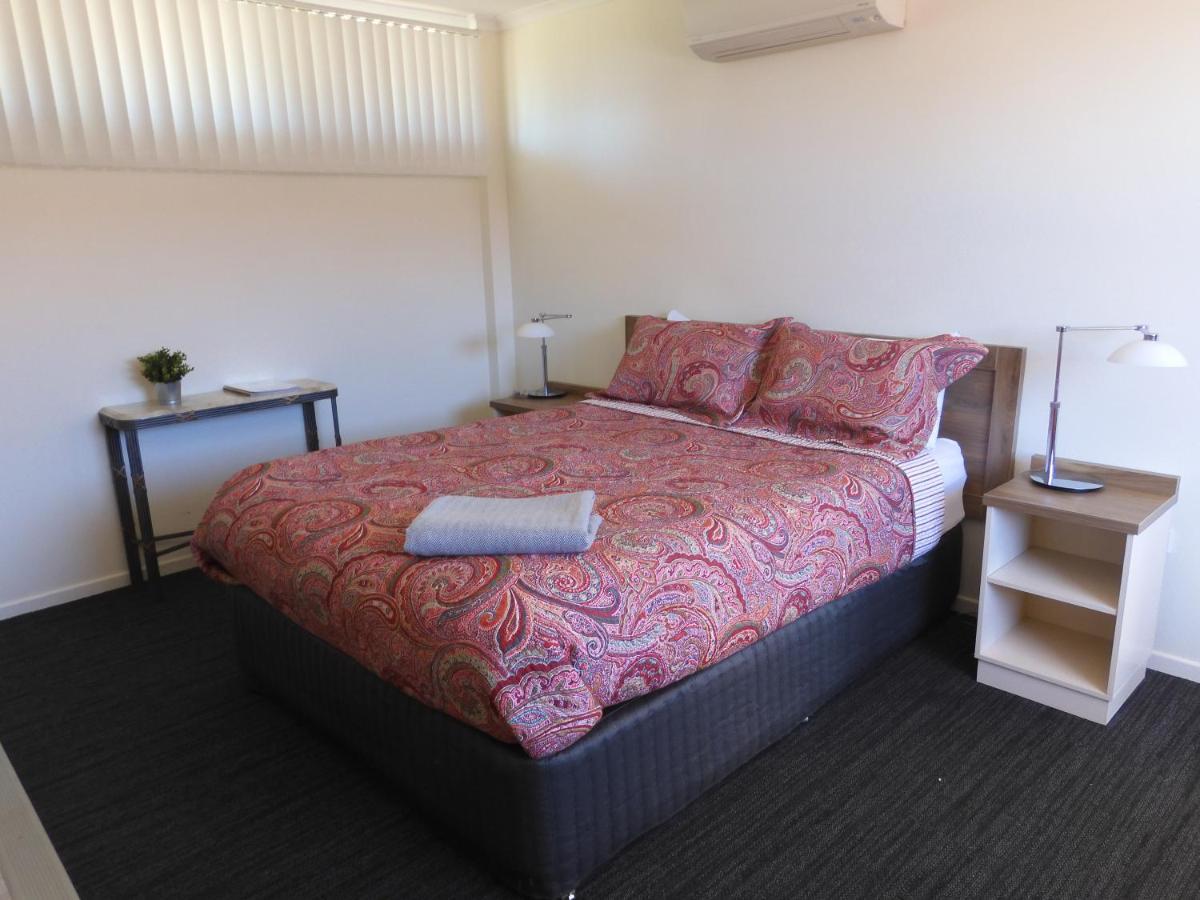 Dalby Parkview Motel Extérieur photo